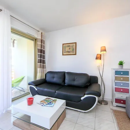 Apartment Lerins-6 By Interhome *